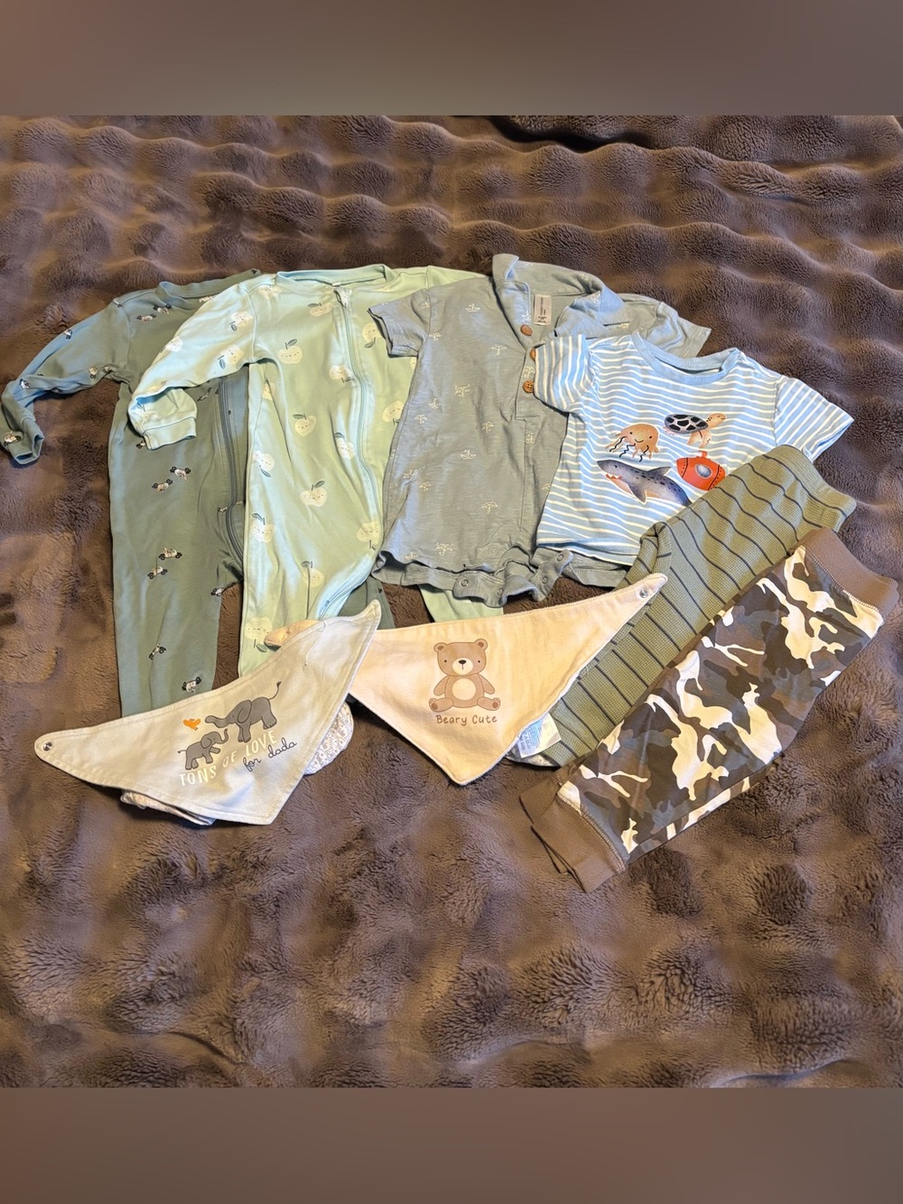 Assorted 🧸 12-18 month old baby clothing bundle